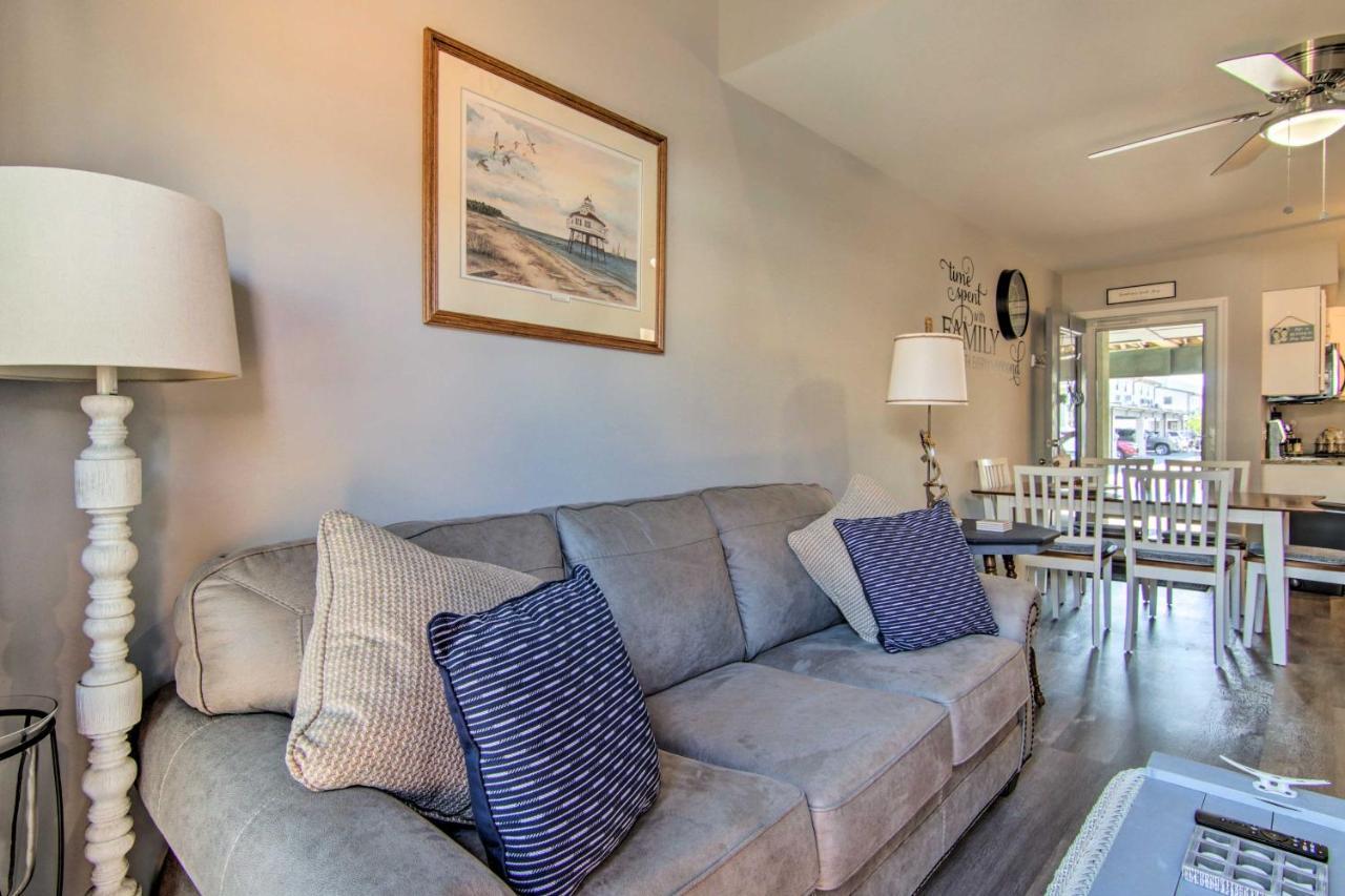Airy Ocean City Condo On Canal Front With Deck! Luaran gambar